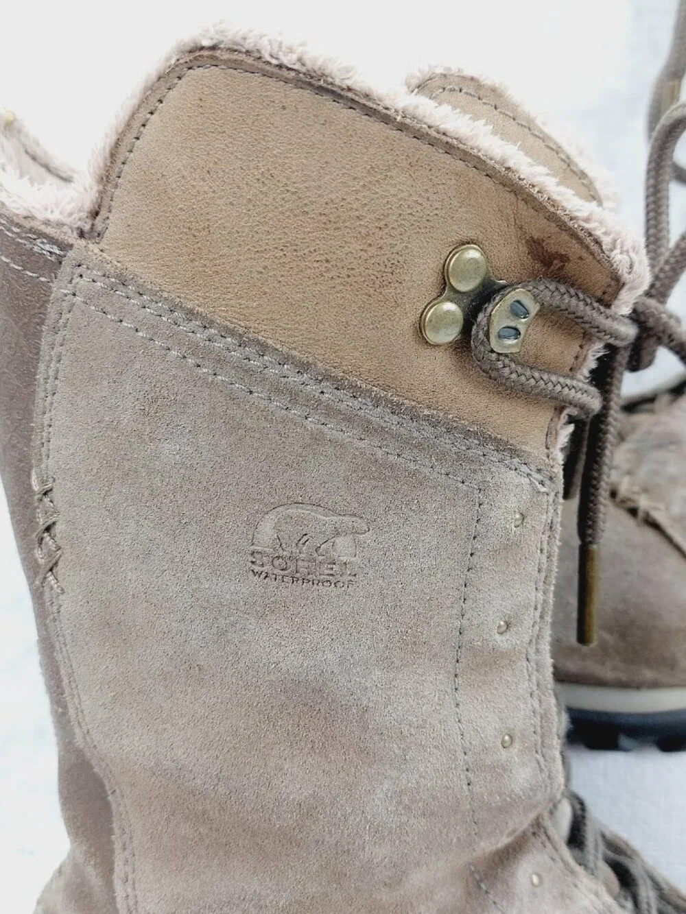 Sorel Women's Taupe Victoria Suede Mid-Calf Classic Winter Snow Boots Size 10
